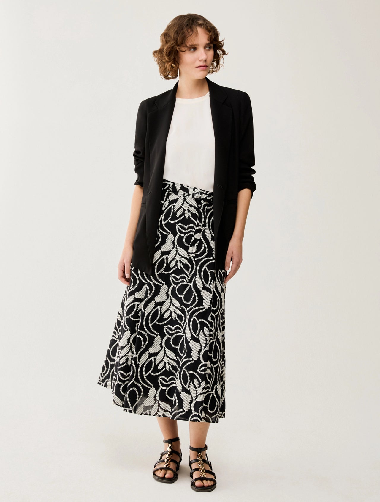 PENNYBLACK gonna donna midi cotone ricami PBPGARENNA 2611101102200 006 NERO BIANCO estate 2026