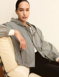 Thumbnail for EMME MARELLA giubbino donna taffetà cappuccio EMMZAMIA 26151210112 004 BEIGE BLU estate 2026