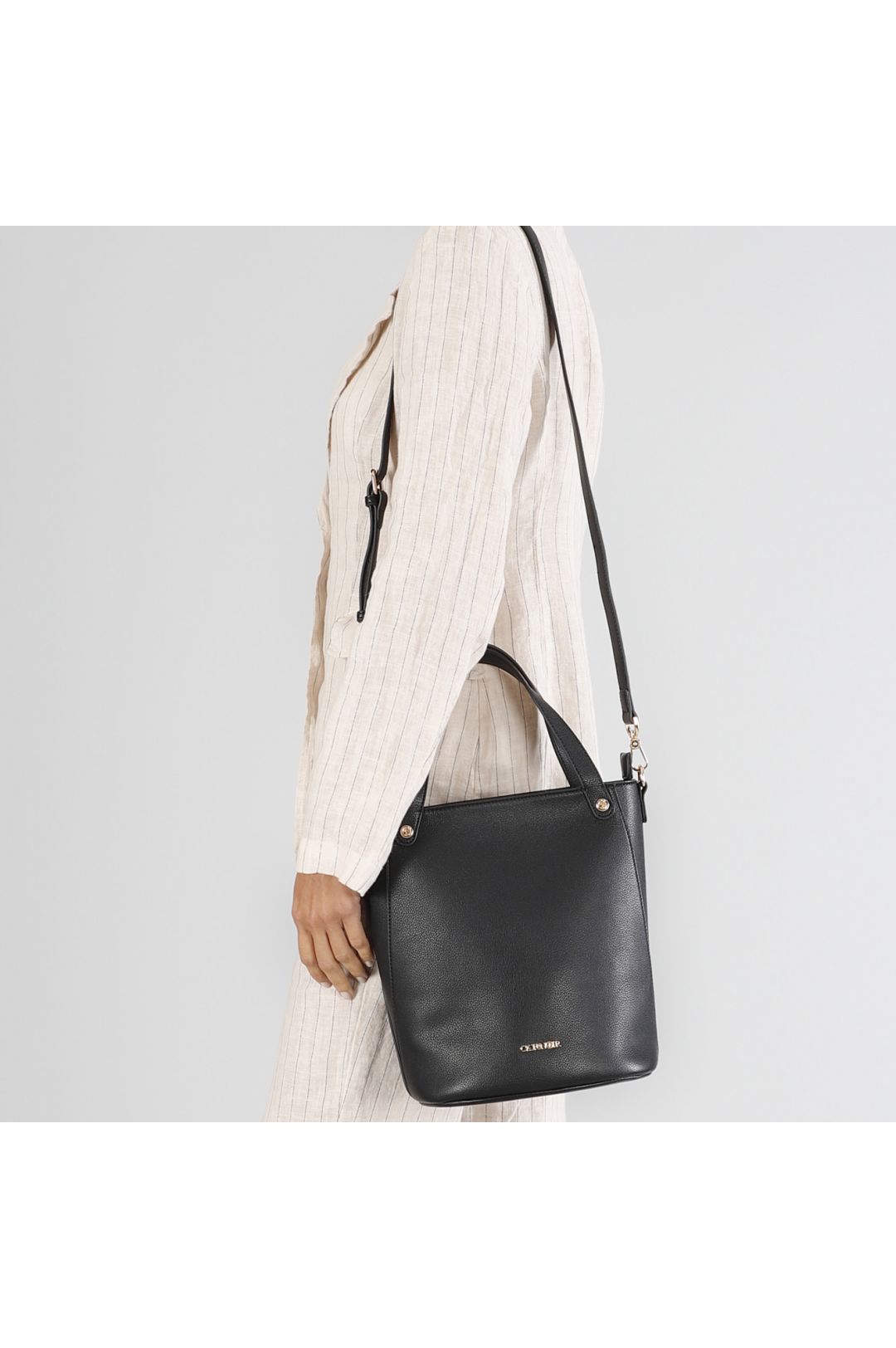CAFèNOIR borsa donna secchiello a mano ecopelle media C3YA0801 N001 NERO estate 2025