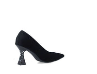 Thumbnail for MENBUR scarpe donna décolleté velour punta tacco 70 24358 0001 NERO inverno 2023